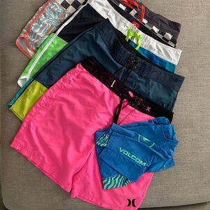 Lot of 4 Men’s Boardshorts and Rashguard